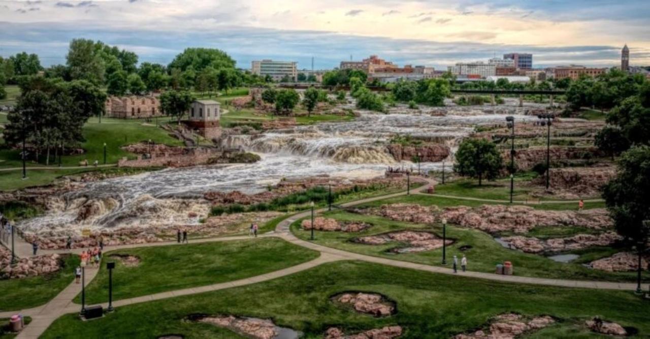 Holiday Inn Sioux Falls-City Center By Ihg Dış mekan fotoğraf