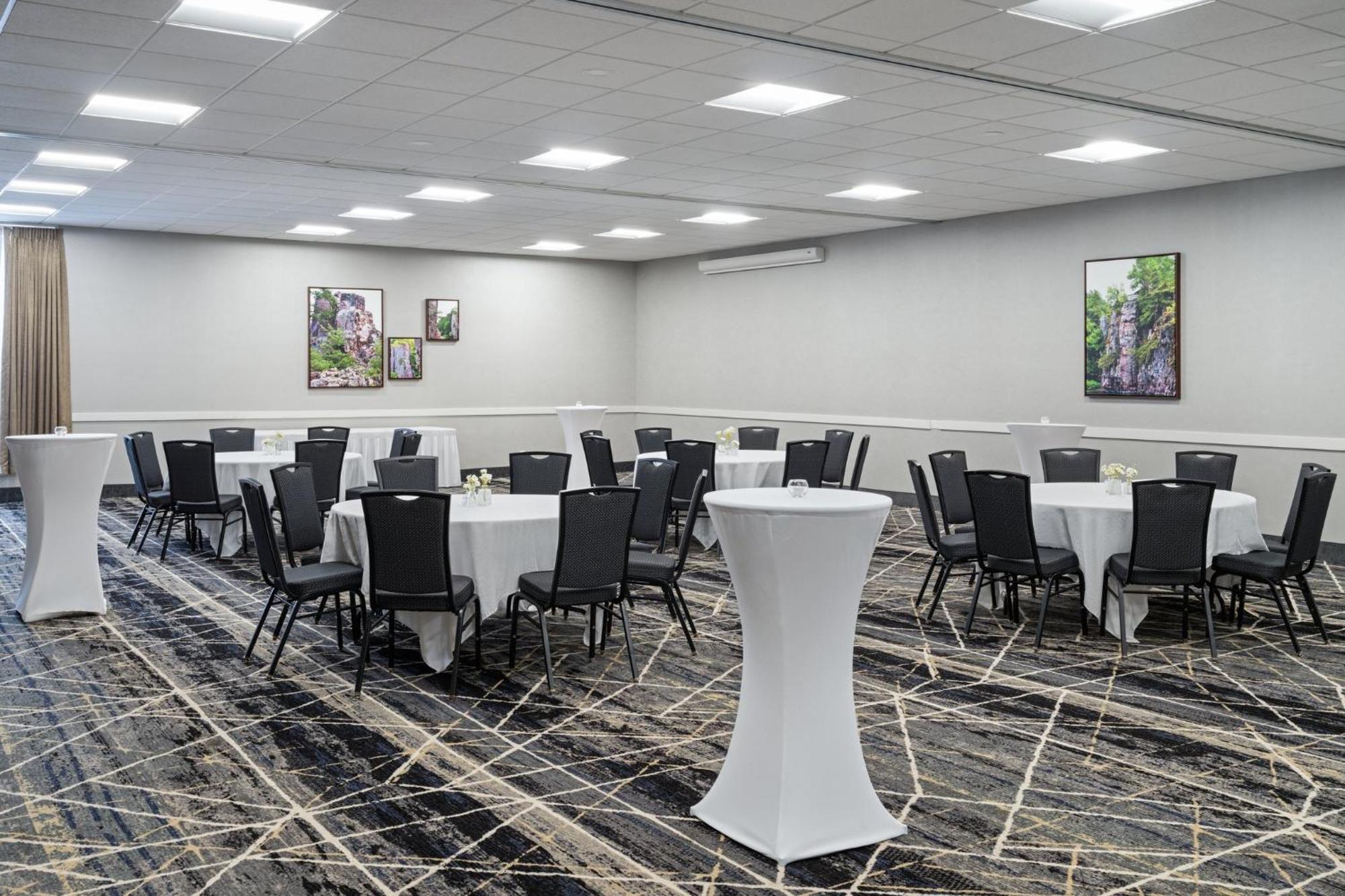 Holiday Inn Sioux Falls-City Center By Ihg Dış mekan fotoğraf
